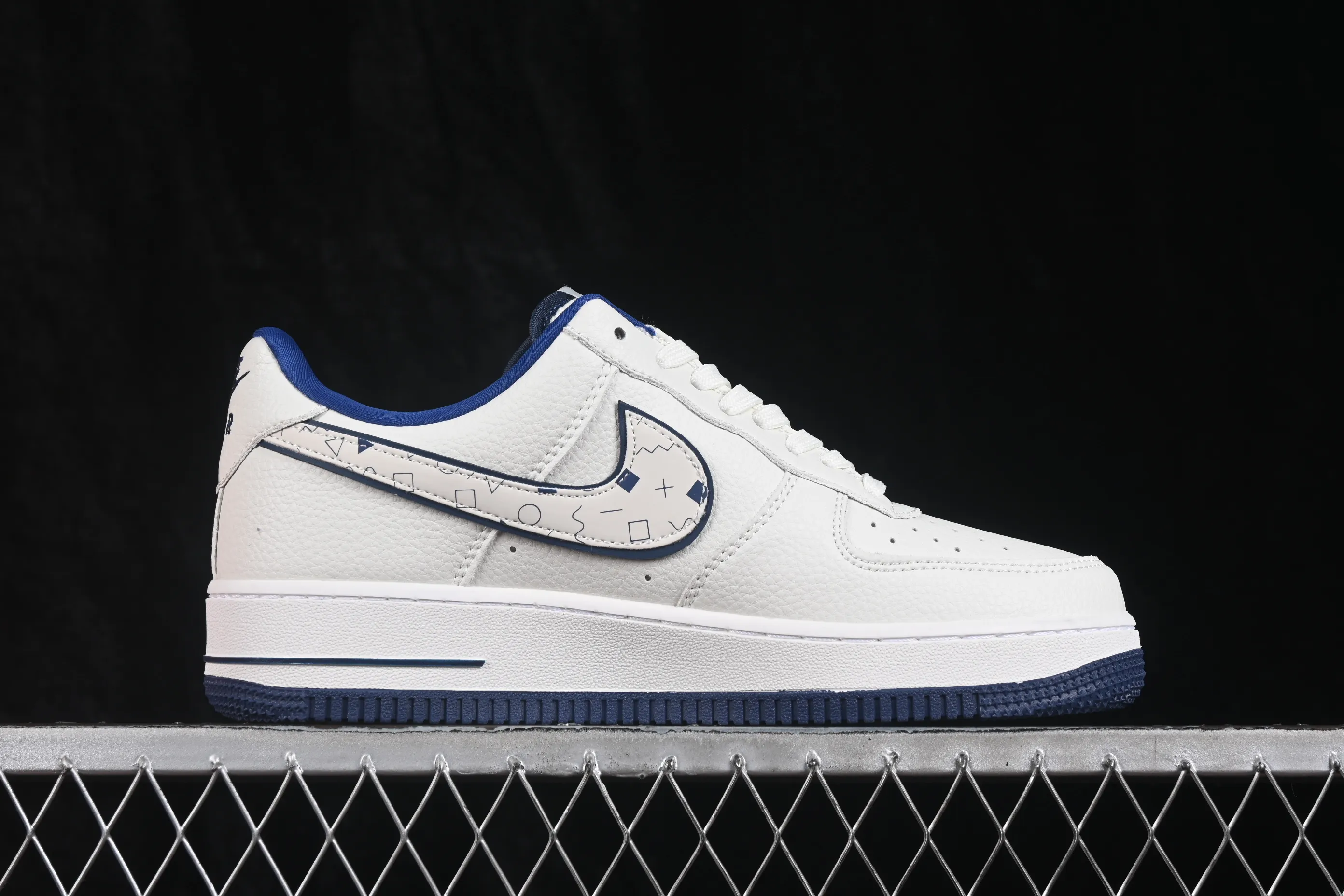 All categories Nk Air Force 1 Air Force series Nk Air Force 1 Low Air Force low-top Nike Air Force 1'07 Low joint model Air Force 1 low-top casual sneakers WY0655-112
